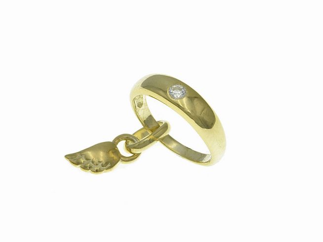 Taufring mit Flügel aus Sterling Silber, poliert und vergoldet in Gelbgold, Zirkonia als Schmuckstein, Hersteller Juwelier Harnisch, Silber mit Anhänger.
