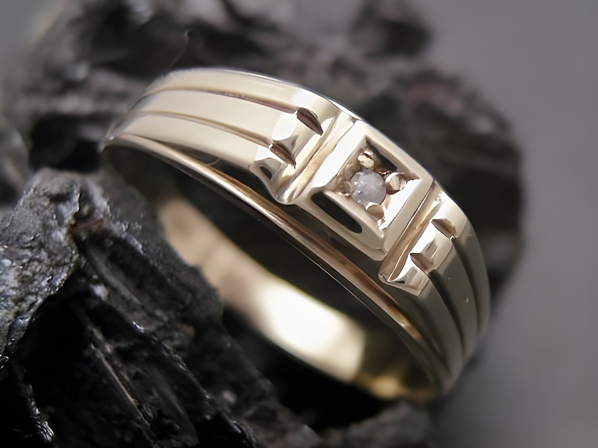 Gold Ring aus Gold 333 mit einem Diamanten, edles Design, Größe 51, Hersteller Juwelier Harnisch, geeignet bis Größe 52/17, ideal für besondere Anlässe oder als Verlobungsring.