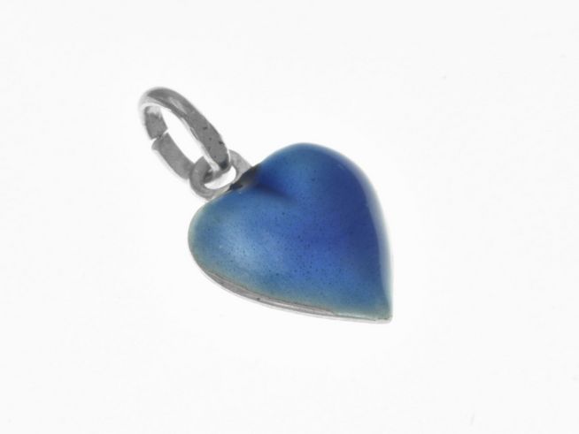 Herz Anhänger aus Sterling Silber mit lackierter, blauer Oberfläche, poliert und in niedlicher Form, hergestellt von Juwelier Harnisch, Perlen und Steine.