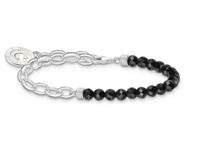 Silbernes Armband von Thomas Sabo mit Gliedern und schwarzen Obsidianperlen, verziert mit edlen Akzenten, für Handgelenke von 12 bis 15 cm geeignet.