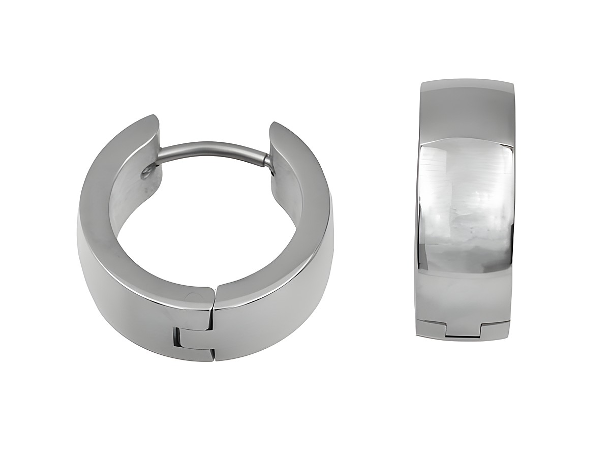 Edelstahl Creolen 1,6 cm poliert mit einem Durchmesser von 15,9 mm von Juwelier Harnisch, modern und elegant im Design, ideal für jedes Outfit.