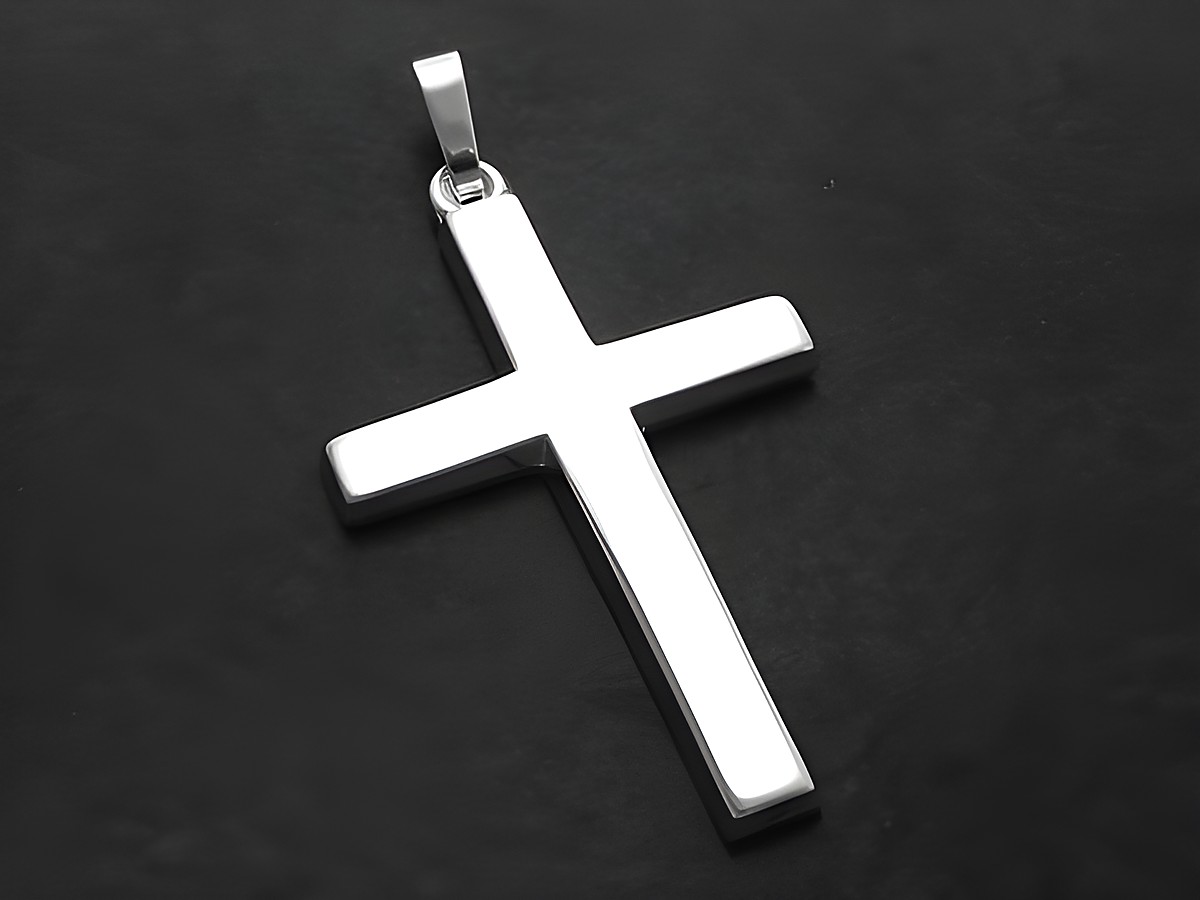 Kreuz Anhänger aus Sterling Silber, poliert und schlicht, hergestellt von Juwelier Harnisch, ideal für einen eleganten und zeitlosen Look.