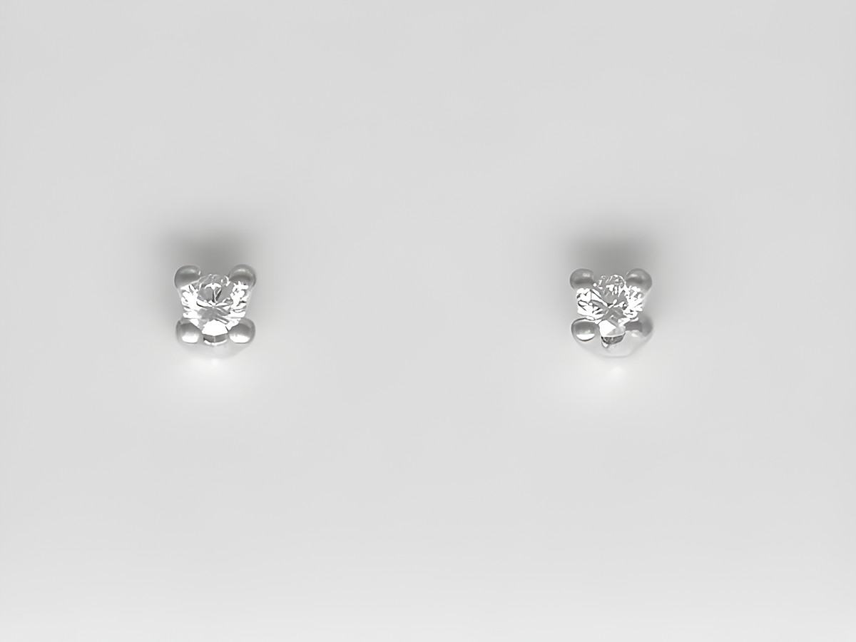 Weißgold Ohrringe in Krappenfassung, filigran gearbeitet mit Brillanten 0,10 ct W/Si, Stecker-Design, Hersteller Juwelier Harnisch, elegante Schmuckstücke für jeden Anlass.
