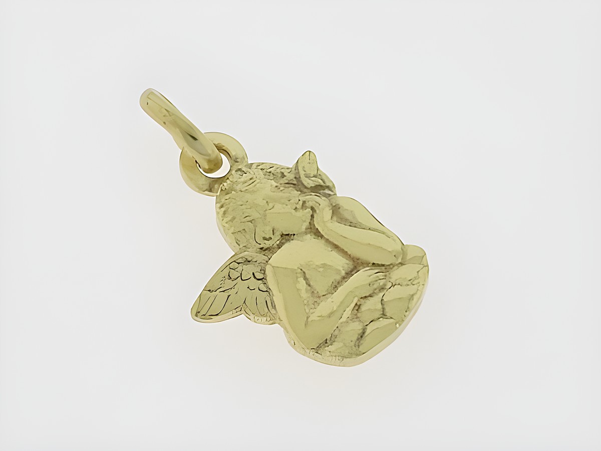 Gold Anhänger Engel 333 Gold zauberhaft, Hersteller Juwelier Harnisch, filigrane Darstellung eines Engels mit Flügeln in einer nostalgischen Pose. Ideal für Schmuckliebhaber.
