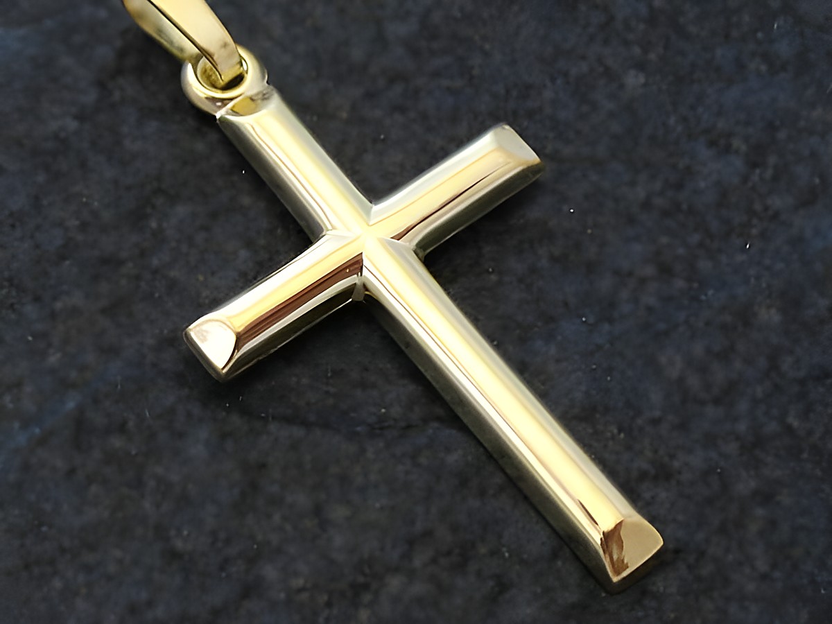 Klassisches schlichtes Goldkreuz in Gold 585, Hersteller Juwelier Harnisch, etl-gold-kr, glänzende Oberfläche, elegantes Design, ideal als Schmuckanhänger oder Geschenk.