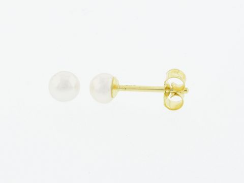 Gold Perlen Ohrringe aus 333 Gold mit 4 mm Süßwasser Zuchtperle, hergestellt von Juwelier Harnisch, stilvoll und elegant für jeden Anlass.