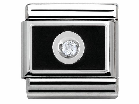 Silberner Classic Zirkonia-Motiv aus Edelstahl mit schwarzem Email und Zirkonia, hergestellt von Nomination, SilverShine, zeigt elegantes Design und zeitlose Schönheit.