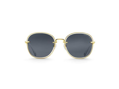 Rechteckige Sonnenbrille von Thomas Sabo E0015-198-200-A in schlichtem Design mit grauen Gläsern und goldfarbenem Rahmen, empfohlen für stilbewusste Trägerinnen wie Mia.
