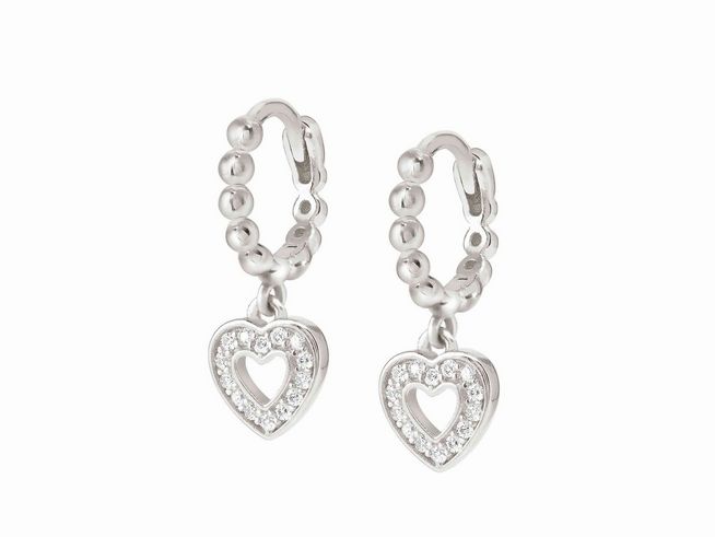 Ohrhänger in Herzform aus rhodiniertem Sterling Silber mit funkelnden Zirkonia-Steinen, die an einem strukturierten Aufhängungsring befestigt sind, ideal für einen romantischen Look.