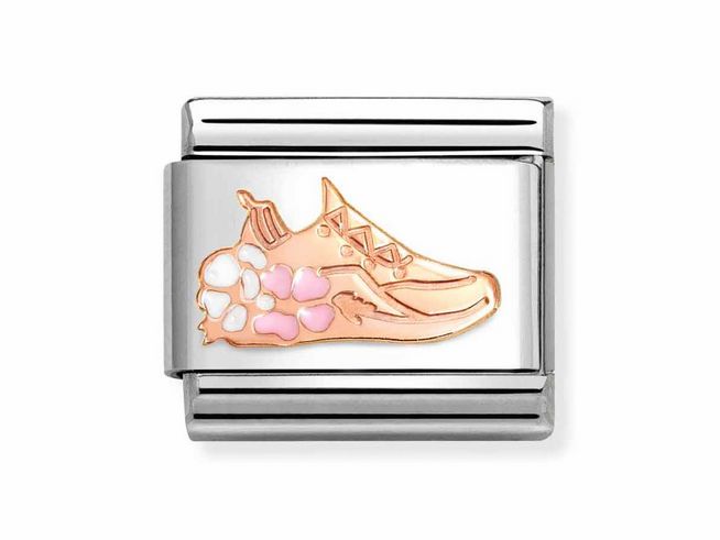 Schmuckstück von Nomination Classic Roségold 430202 25 mit einem Turnschuh-Design in Roségold und bunten Blumen aus Emaille auf einem silbernen Hintergrund.