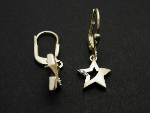 Ohrhänger mit Stern in Gold, traumhaftes Design, verziert mit weißen Zirkonia. Hersteller Juwelier Harnisch, eleganter Ohrschmuck mit Stein.