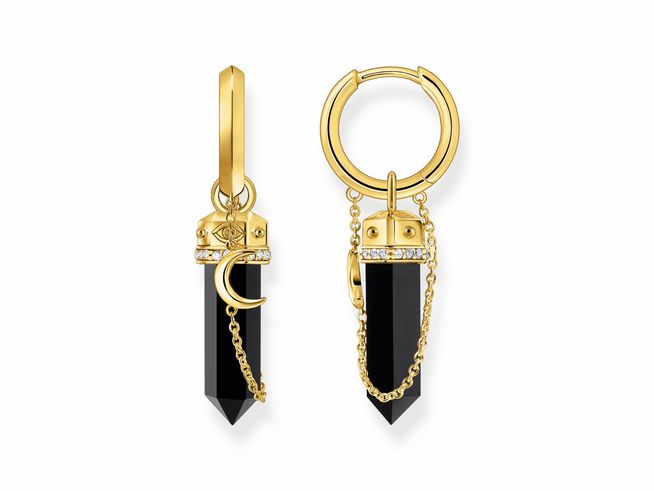 Thomas Sabo Creolen aus Silber vergoldet mit einem schwarzen Onyx-Pendel, verziert mit einer feinen Kette und einem kleinen Anhänger, modernes und elegantes Design.