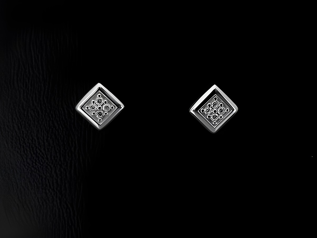 PAVE Silber Ohrringe Ohrstecker aus rhodiniertem Sterling Silber mit Zirkonia, funkelnde diamantartige Form, elegantes Design auf schwarzem Hintergrund.