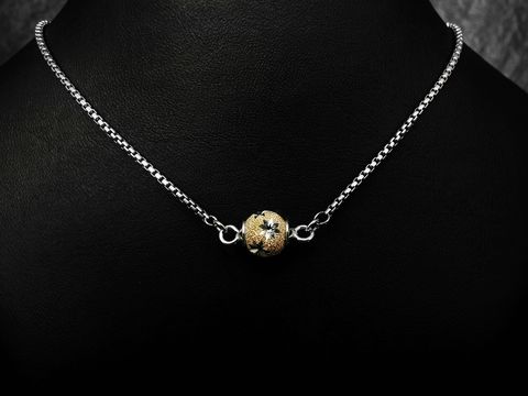 Silber Kette Venezia rhodiniert 45 cm mit elegantem Magnetverschluss von Juwelier Harnisch, einzigartiges Design und hochwertige Verarbeitung. Perfektes Schmuckstück für besondere Anlässe.