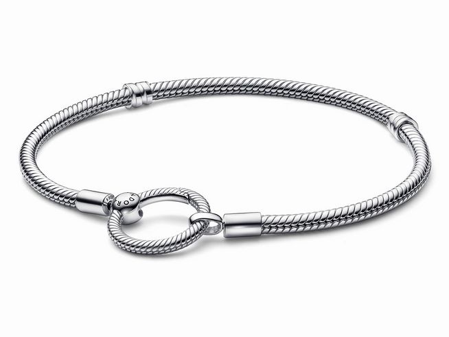 Sterling Silber Schlangenarmband von Pandora mit einem Kreisverschluss, robust und elegant, ideal für Charms, Länge 20 cm, Modellnummer 592242C00-20.
