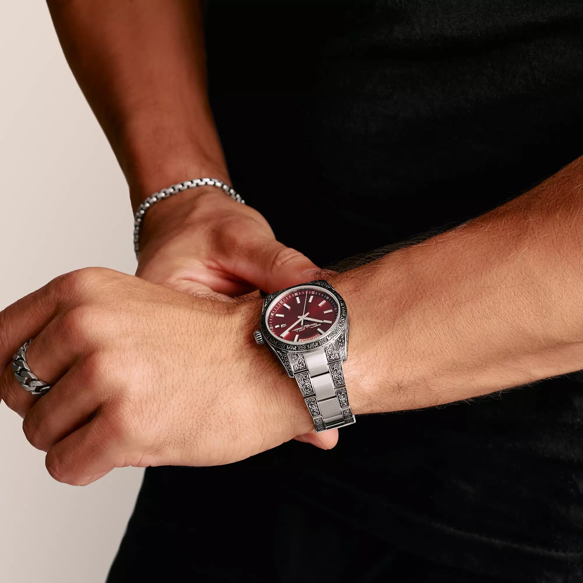 Thomas Sabo Uhr - Rebel at Heart Revive - Ziffernblatt dunkelrot – Ansicht 4