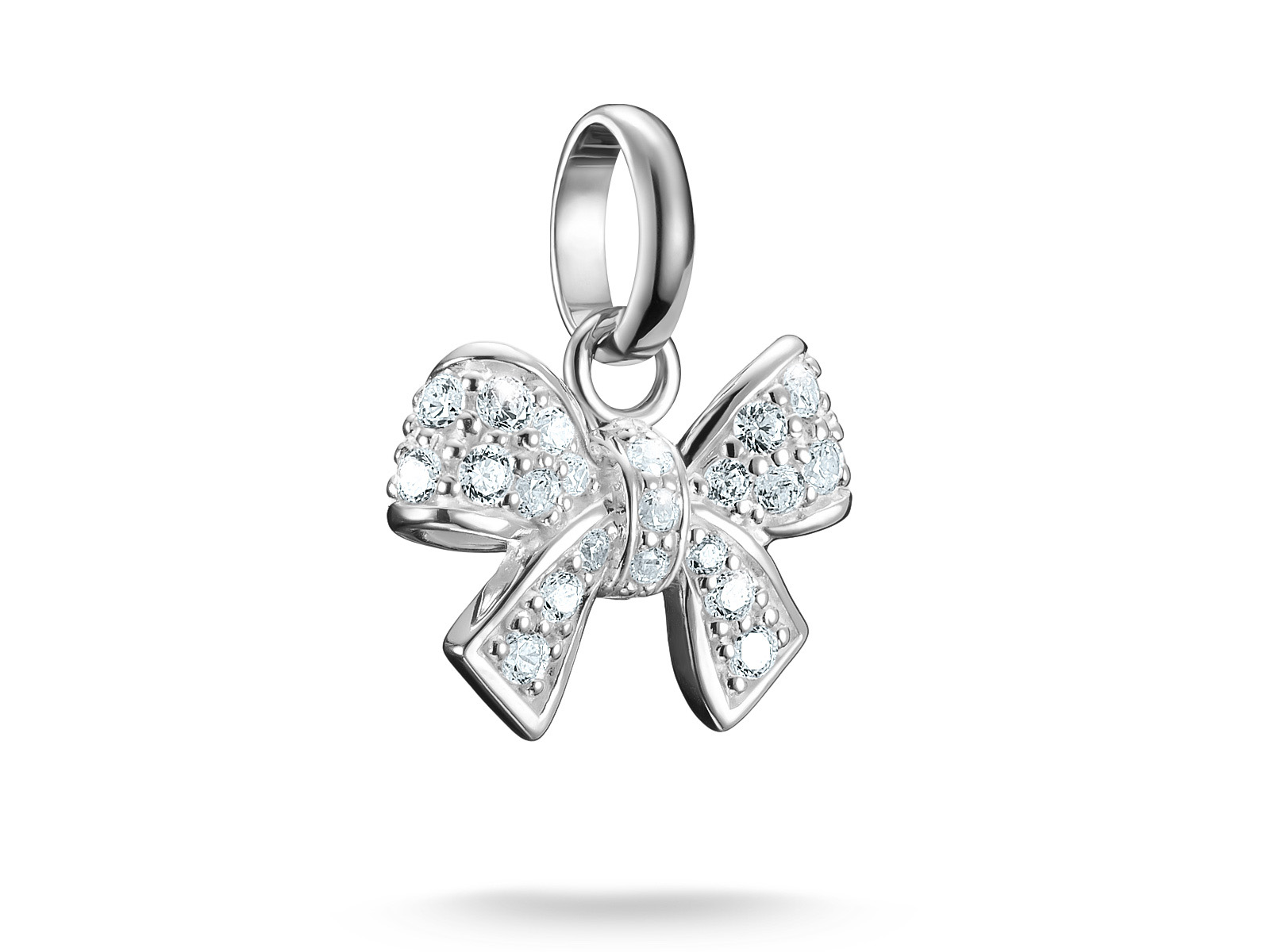 Romantische Schleife Charm von Thomas Sabo in Silber mit funkelnden Zirkonia, designet für den Charm Club CONNECT, ideal als Schmuckstück zum Kombinieren und Verschenken.