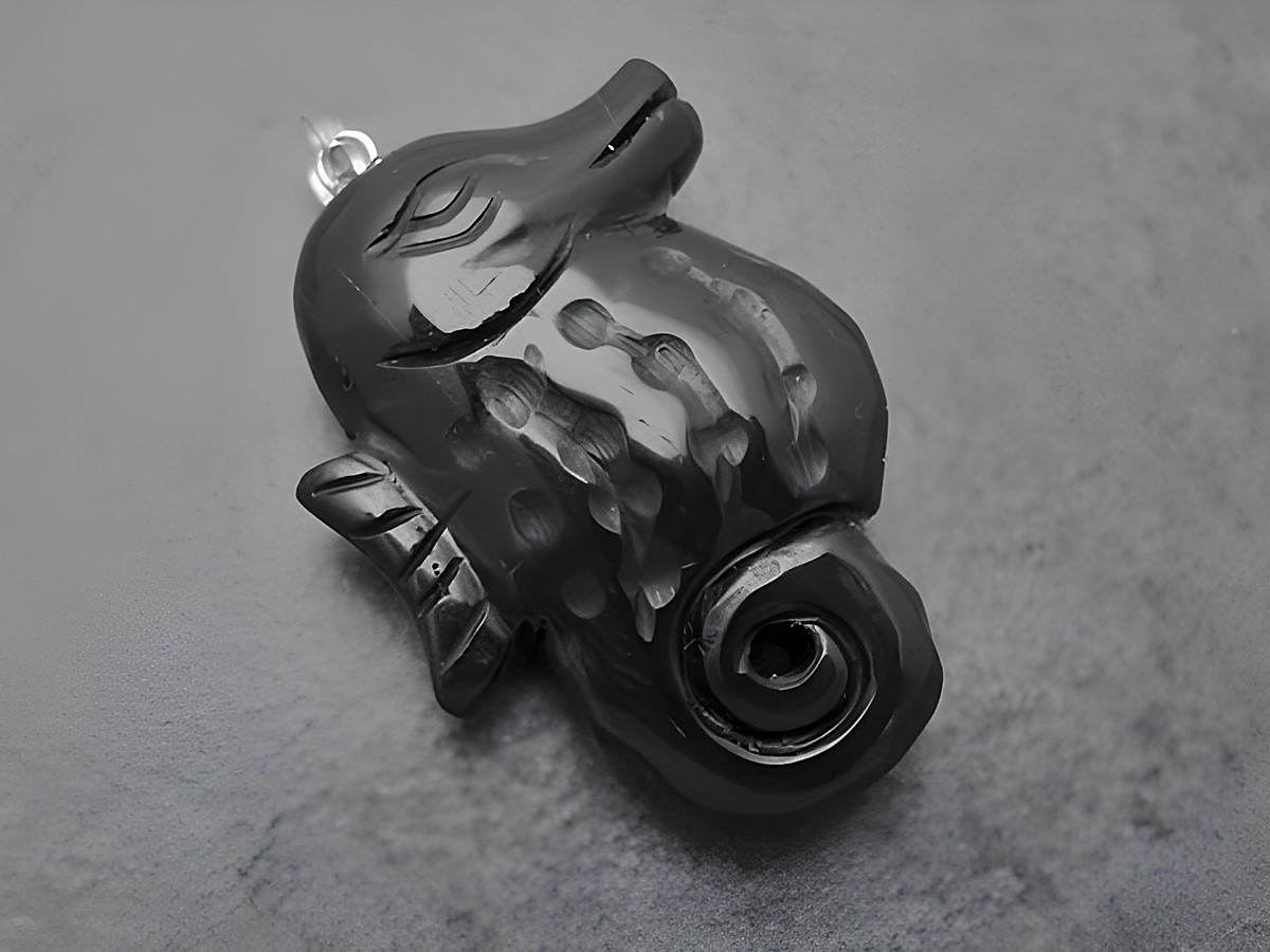 Seepferdchen Silber Anhänger aus Onyx in schwarzer Farbe, tierisches Design, elegant verarbeitet, ideal für jeden Anlass, Hersteller Juwelier Harnisch.