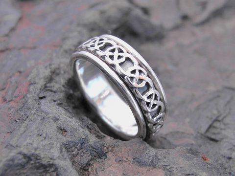 Silber Ring mit beeindruckenden, drehbaren Ornamenten in Größe 58, Hersteller Juwelier Harnisch, bis Größe 58 / 18,4.