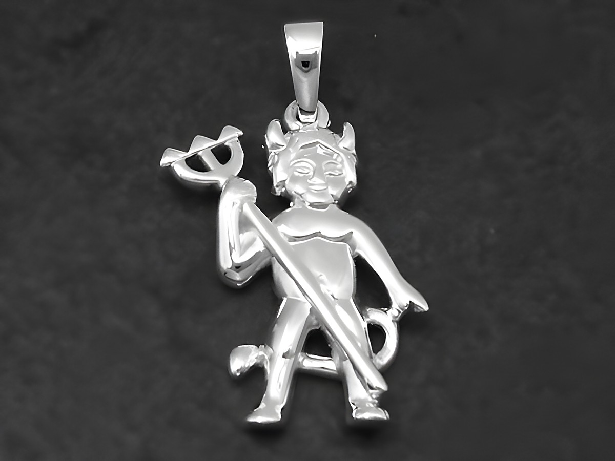 Teufel Silber Anhänger frech poliert, aus dem Sortiment von Juwelier Harnisch, mit charakteristischem Teufelsmotiv und geschwungenem Schwanz, ideal für besondere Anlässe.