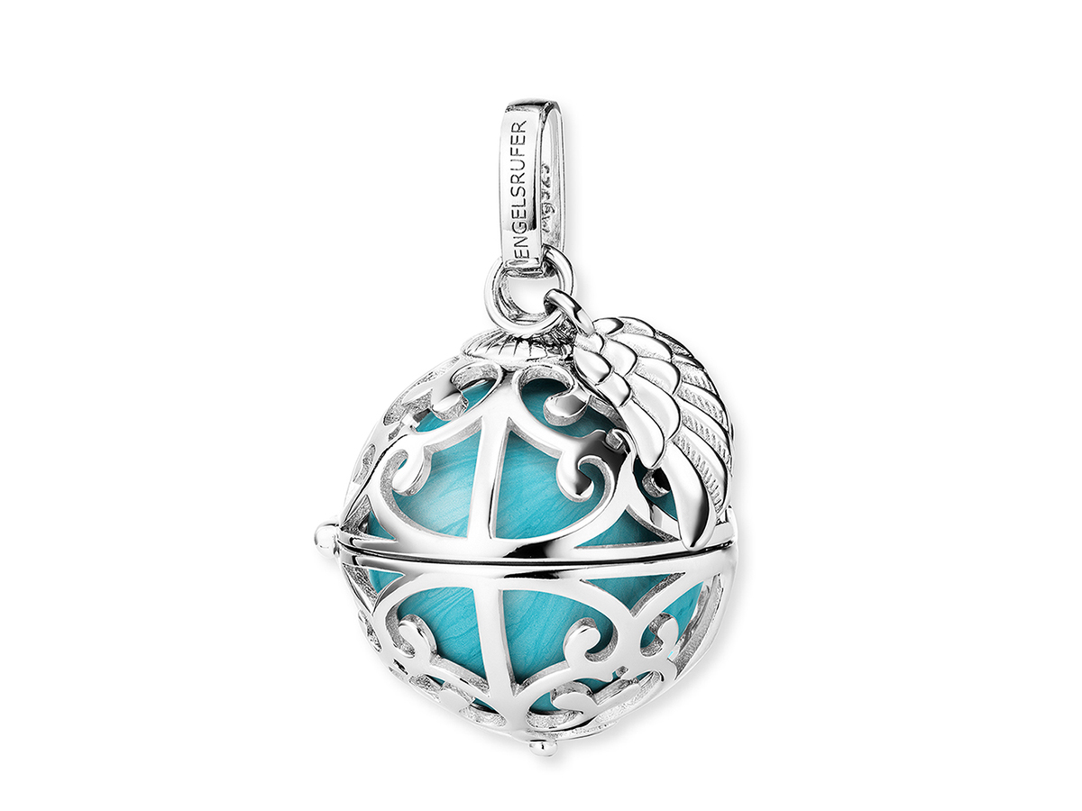 Engelsrufer ER-23-26-M Klangkugel Anhänger mit Flügel - Silber rhod. Perlmutt - Türkis Gr. M Ein silberner rhodiniert Klangkugel Anhänger von Engelsrufer mit filigranem Design und einem türkisfarbenen Perlmutt innen. Der Anhänger hat eine dekorative Flügelapplikation.