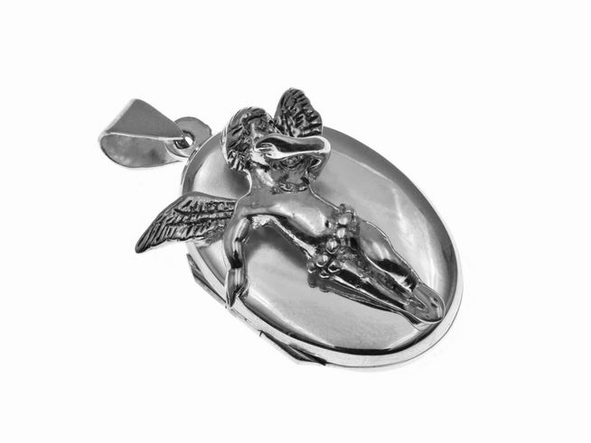 Medaillon in ovaler Form mit plastischem Schutzengel aus Sterling Silber, Hersteller Juwelier Harnisch, edles Design und detailreiche Verarbeitung.