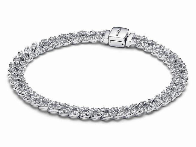 Ein elegantes Pandora Timeless Pavé Gliederarmband aus Sterling Silber mit filigranem Design und funkelnden Zirkonia-Steinen, Länge 16 cm, mit sicherem Verschluss.