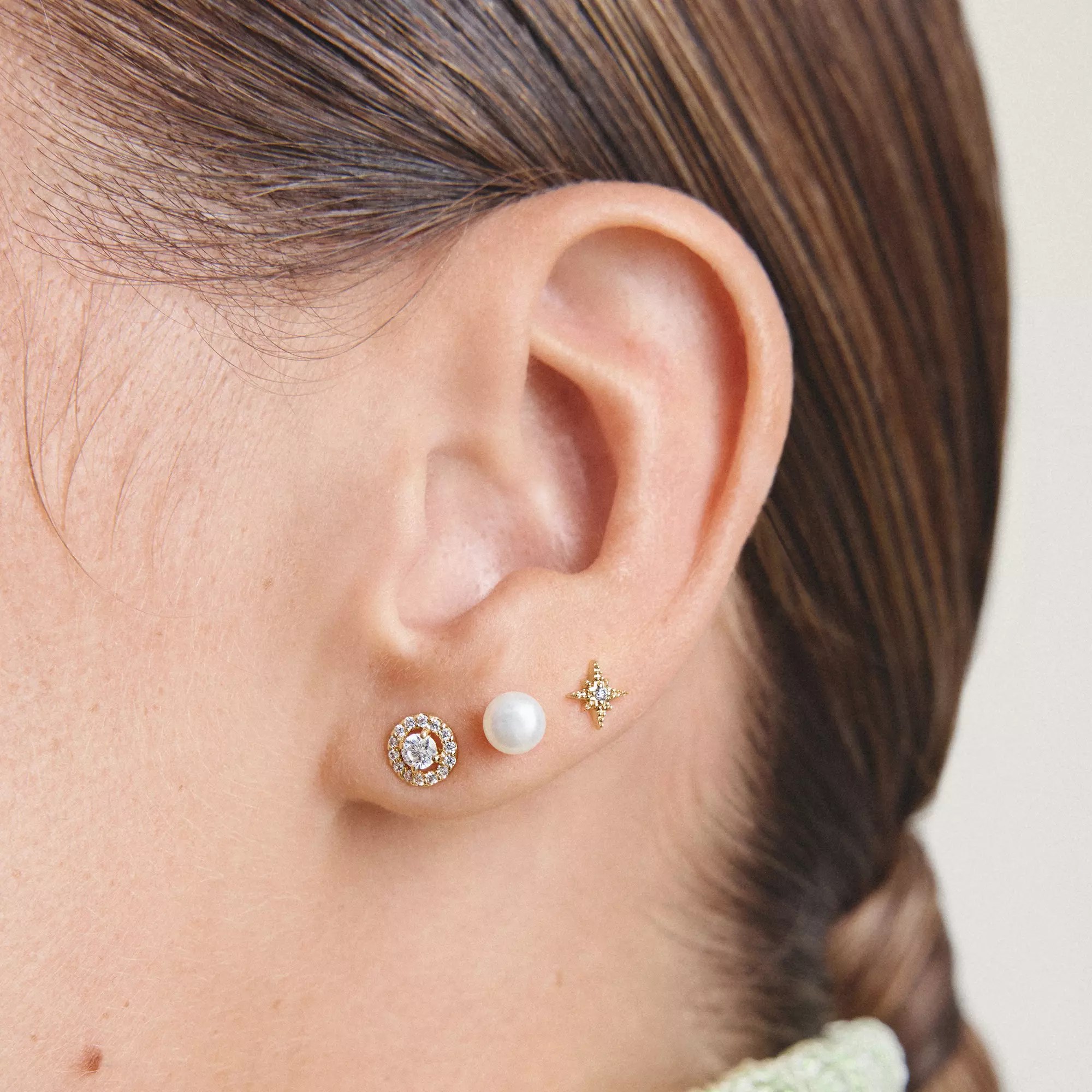 Thomas Sabo Ohrstecker mit weißem Zirkonia im Brillantschliff – vergoldet – Ansicht 5