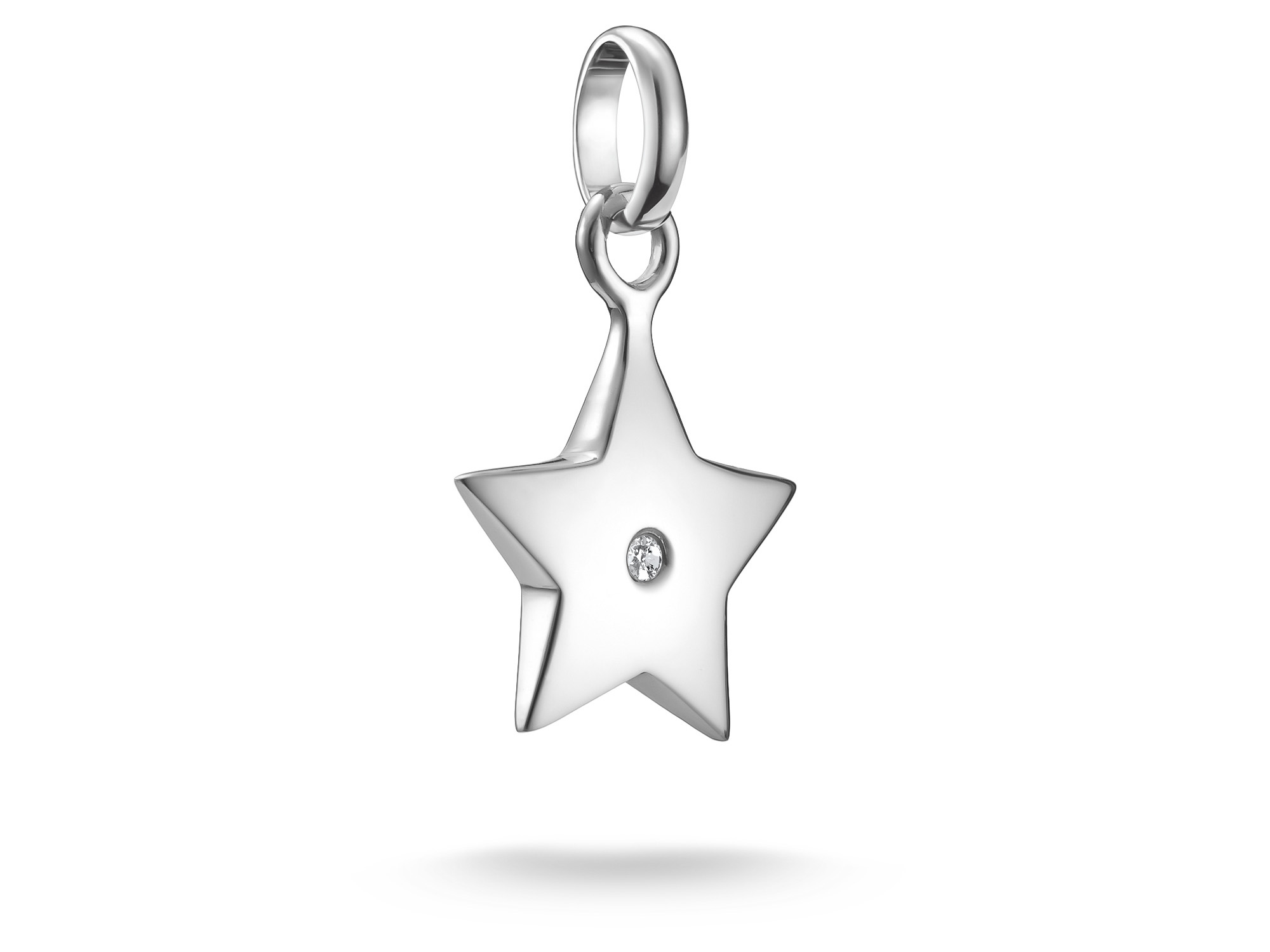 Charm in Form eines Silbersterns mit einer Zirkonia in der Mitte, ausgestattet mit einer Öse, Teil der Thomas Sabo Charm Club CONNECT Kollektion.