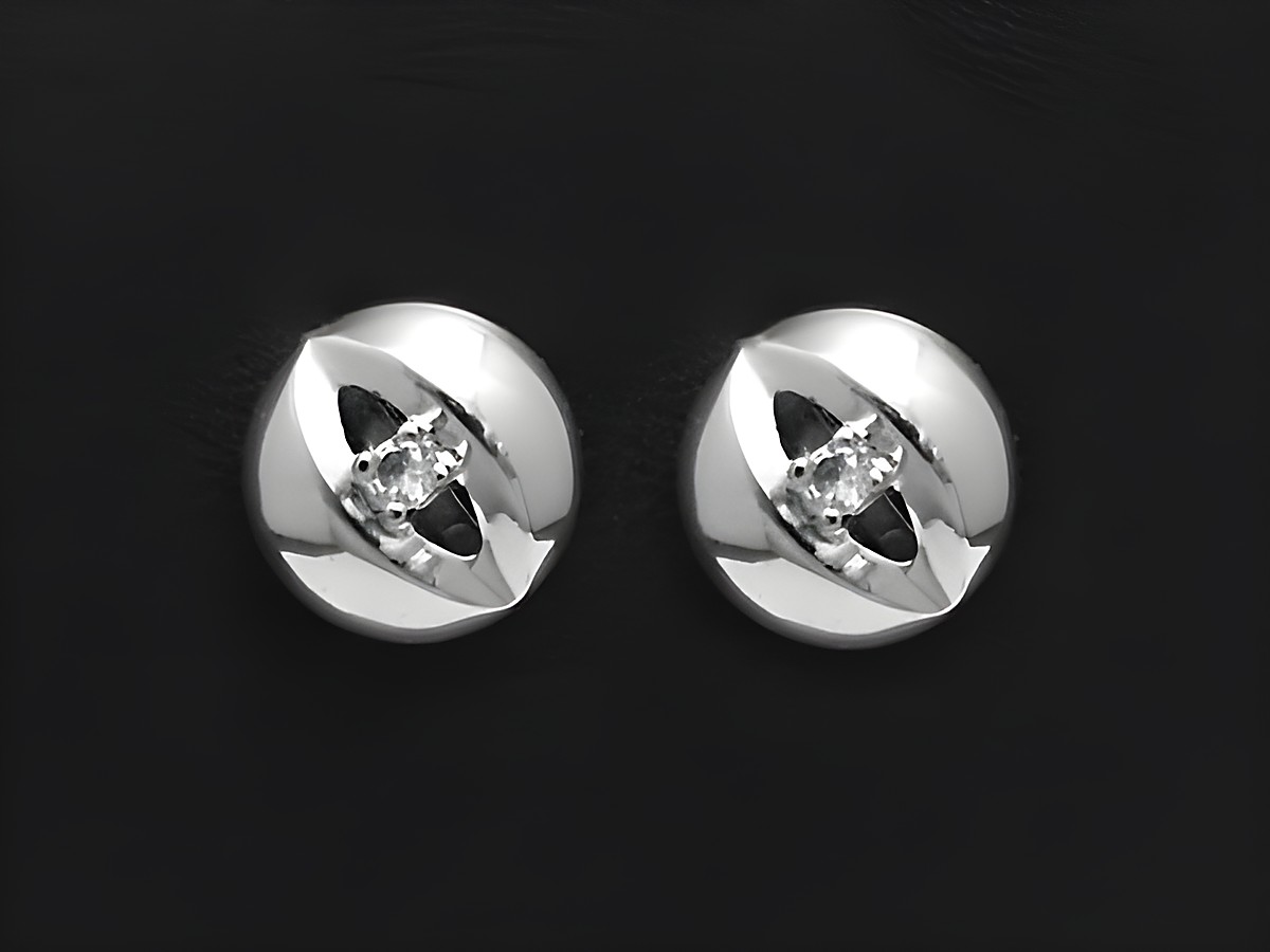 Runder silberner Ohrring Ohrstecker mit synthetischem weißen Spinell, Hersteller Juwelier Harnisch, elegant und zeitlos, ideal für jeden Anlass.