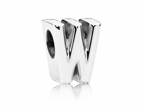 Pandora 797477 Charm in Form des Buchstabens W aus 925 Sterling Silber, glänzende Oberfläche, ideal für Armbänder und personalisierte Schmuckstücke.