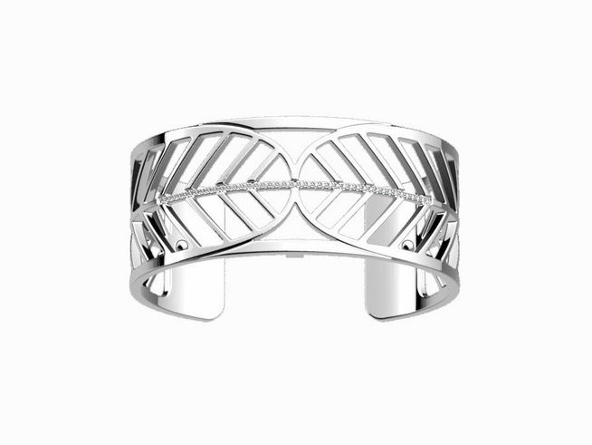 26001535-0 Silberner Armreif von Les Georgettes mit einem eleganten Design aus Zirkonia, der 25 mm breit ist und ein modernes, luftiges Muster aufweist.