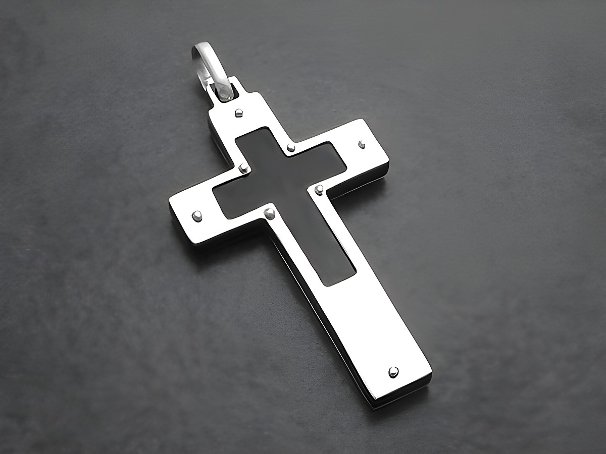 Kreuz aus Sterling Silber mit schwarzer Einlage, rhodiniert und mit Muster, Hersteller Juwelier Harnisch.