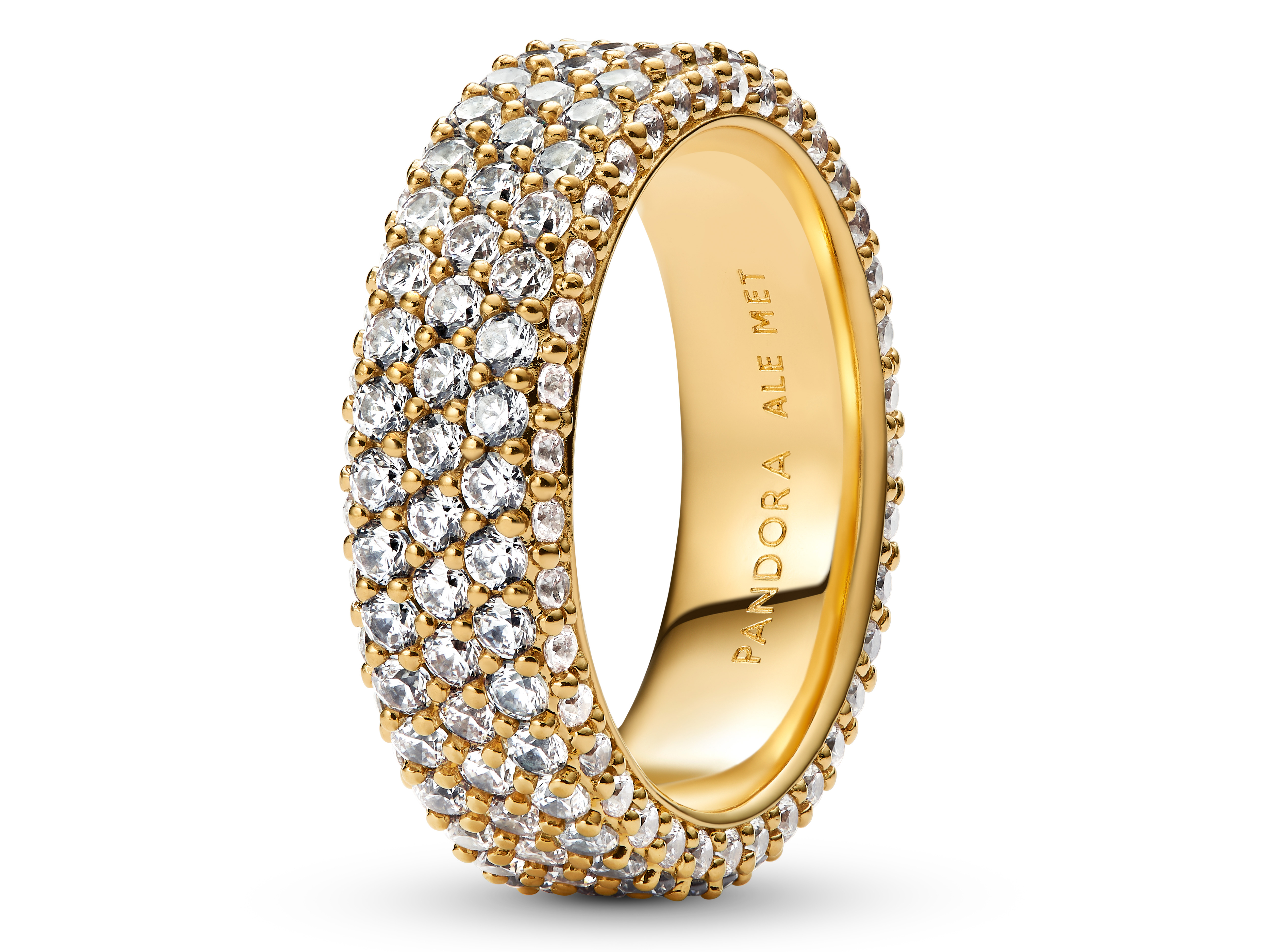Dreireihiger Pavé Ring von Pandora in Gelbgold Vergoldung mit funkelnden Zirkonia Steinen, Größe 48. Elegant und zeitlos, ideal für besondere Anlässe oder tägliches Tragen.