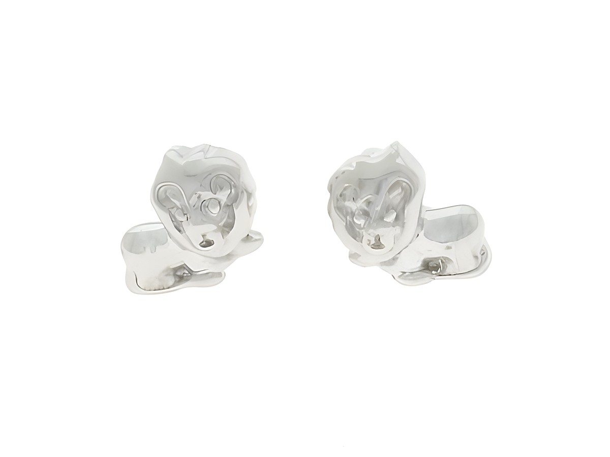 Ohrringe Stecker Löwe Silber rhodiniert tierisch für Kinder von Juwelier Harnisch, liebevoll gestaltet mit einem detailreichen Löwenmotiv. Ideal für kleine Tierliebhaber.