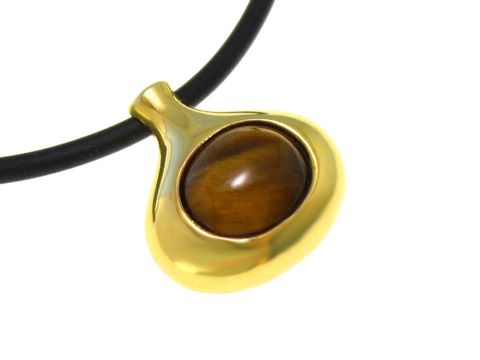 Ovaler Goldanhänger mit einem Tigerauge als zentralem Stein, befestigt an einem schwarzen Band, Hersteller Juwelier Harnisch. Elegantes und schlichtes Design, ideal für jeden Anlass.