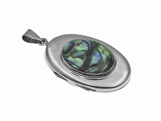 Medaillon aus buntem poliertem Perlmutt in ovaler Form, umgeben von einem Rahmen aus Sterling Silber, Hersteller Juwelier Harnisch, elegante Schmuckstück für besondere Anlässe.