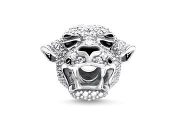 Karma Bead K0317-691-14 von Thomas Sabo in silberner Farbgebung, gestaltet als Löwenkopf mit zahlreichen funkelnden Steinen. Elegant und einzigartig für individuellen Schmuck.