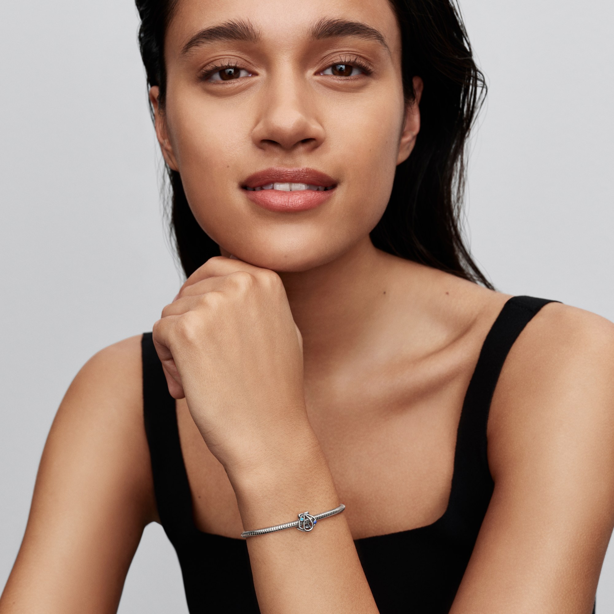 Pandora Offen gearbeiteter Muschel Charm - Silber - Blau Emaille – Ansicht 4