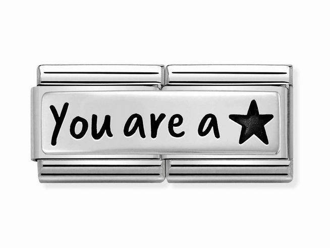 Nomination Classic Sterling Silver DOUBLE 330710 30 zeigt ein silbernes Armbandteil mit der aufgedruckten Aufschrift You are a und einem Stern. Ideal für personalisierte Schmuckstücke.