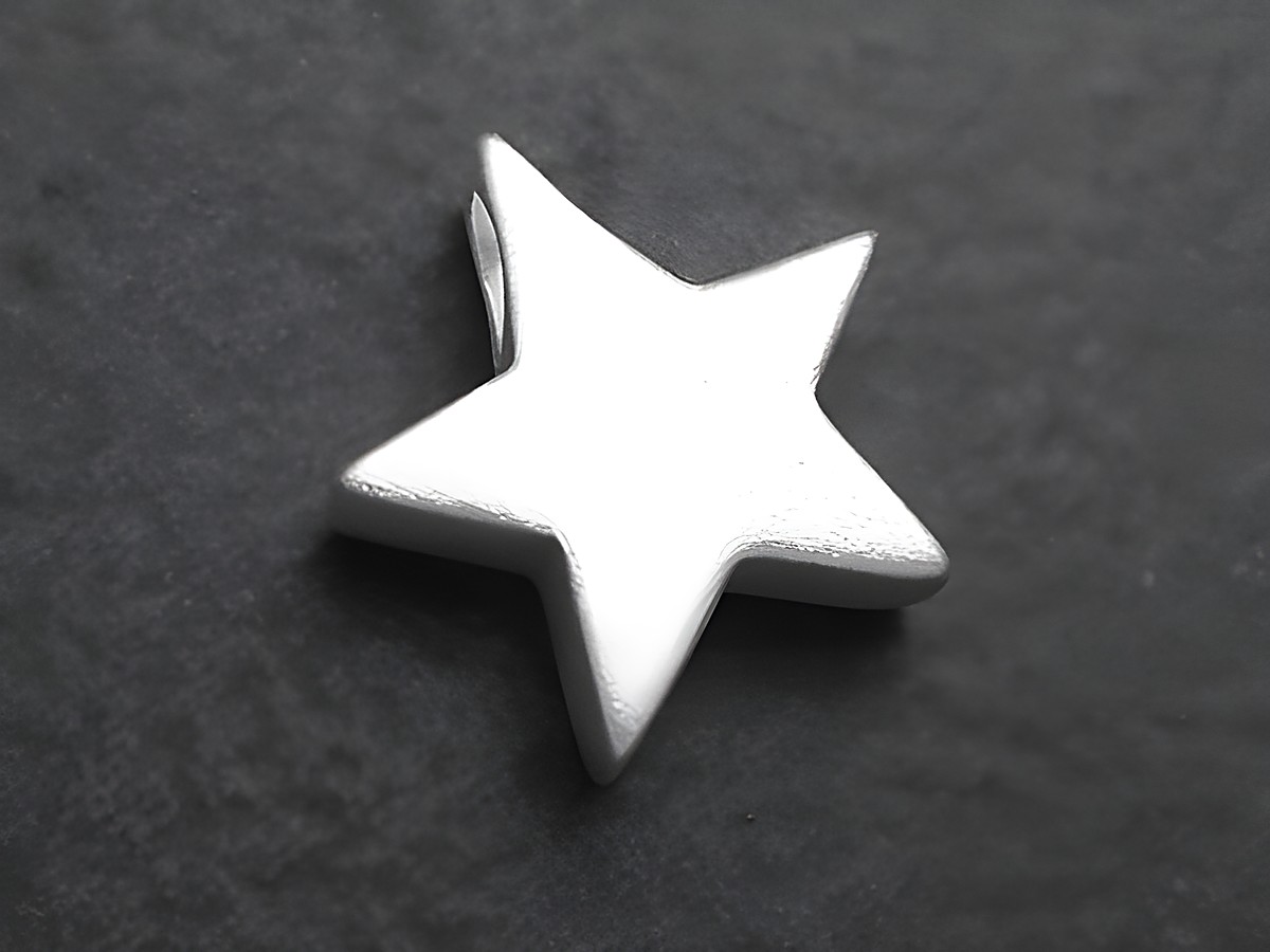 Sterling Silber Anhänger in Form eines Sterns, poliert und rhodiniert, vom Hersteller Juwelier Harnisch, ideal für Schmuckliebhaber, die Sonne, Mond und Sterne schätzen.