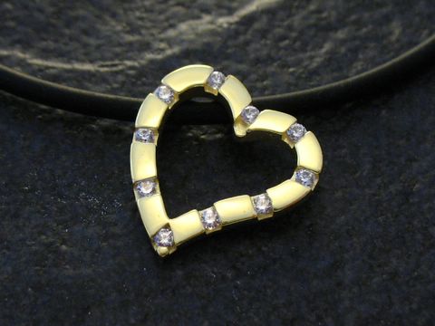 Durchlaufherz Gold Anhänger mit 10 Zirkonia, Hersteller Juwelier Harnisch, filigranes Design, ideal zum Tragen an einem Kette, eleganter Schmuck für besondere Anlässe.