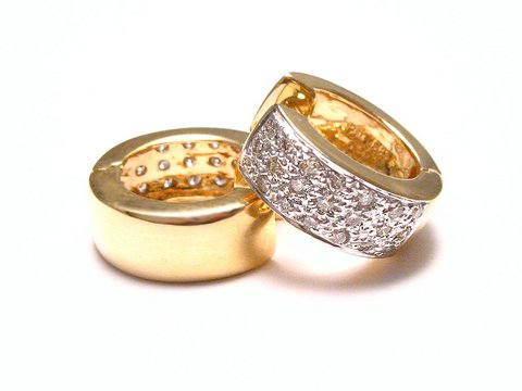 585 Gold Ohrringe in Gelb Gold mit 0,50 ct Brillanten von Juwelier Harnisch, bis 25 mm, elegant und zeitlos im Design, ideal für jeden Anlass.