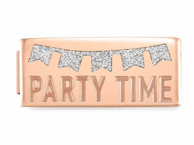 Doppelter Edelstahl Charm in Roségold mit der Aufschrift Party Time und glitzernden Wimpeln, Teil der Nomination Classic GLAM Kollektion, Modell 230702 02.