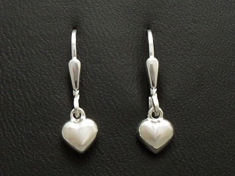 Herz Ohrhänger aus Sterling Silber, poliert und bezaubernd, hergestellt von Juwelier Harnisch, ideal für Kinder.