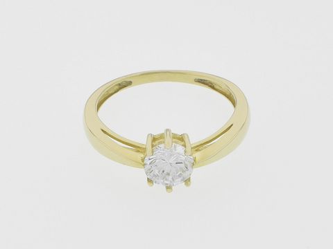47716-0 Eleganter Ring aus Gold 333 in Größe 52 mit Zirkonia. Hergestellt von Juwelier Harnisch. Ideal bis Größe 52/17, zeitloses Design, perfekt für besondere Anlässe.