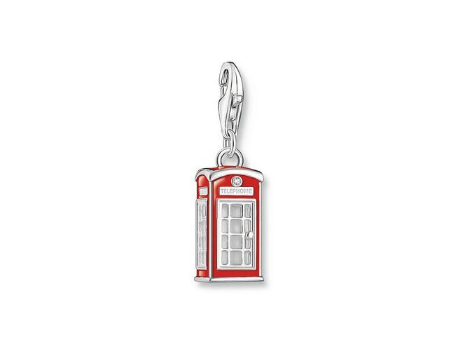 Charm-Anhänger in Form eines roten Londoner Telefonhäuschens aus Silber mit Emaille und Zirkonia, perfekt für individuelle Schmuckstücke.