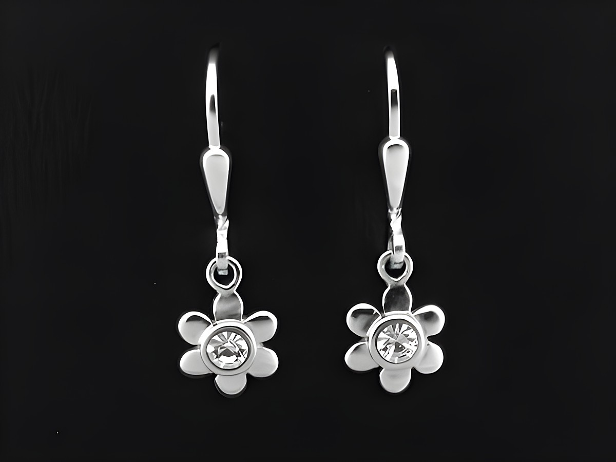 Blume Ohrhänger zeitlos aus Sterling Silber mit Zirkonia Stein von Juwelier Harnisch, elegant und charmant, ideal für jeden Anlass, unterstreicht feminine Schönheit.