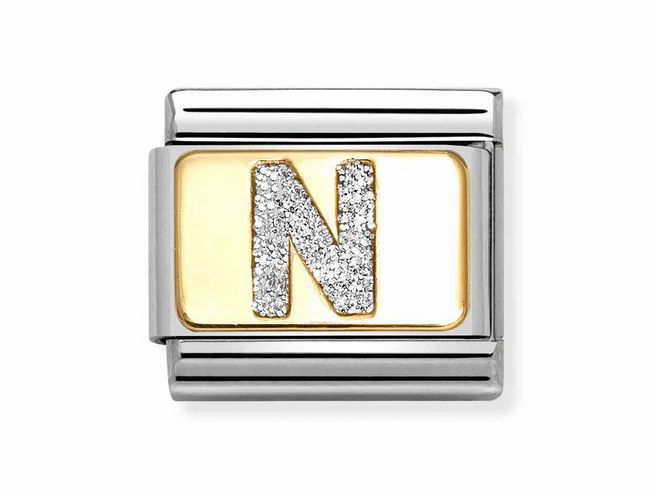 Buchstabe N aus Emaille mit Silber-Glitzer, umrahmt von Gelbgold und Edelstahl, exklusives Design von Nomination. Ideal für persönlichen Schmuck.