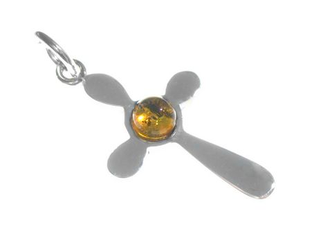 Bernstein Silber Kreuz Anhänger schlicht und schön, Hersteller Juwelier Harnisch, mit einem klaren Bernstein im Zentrum auf einem eleganten silbernen Kreuz.